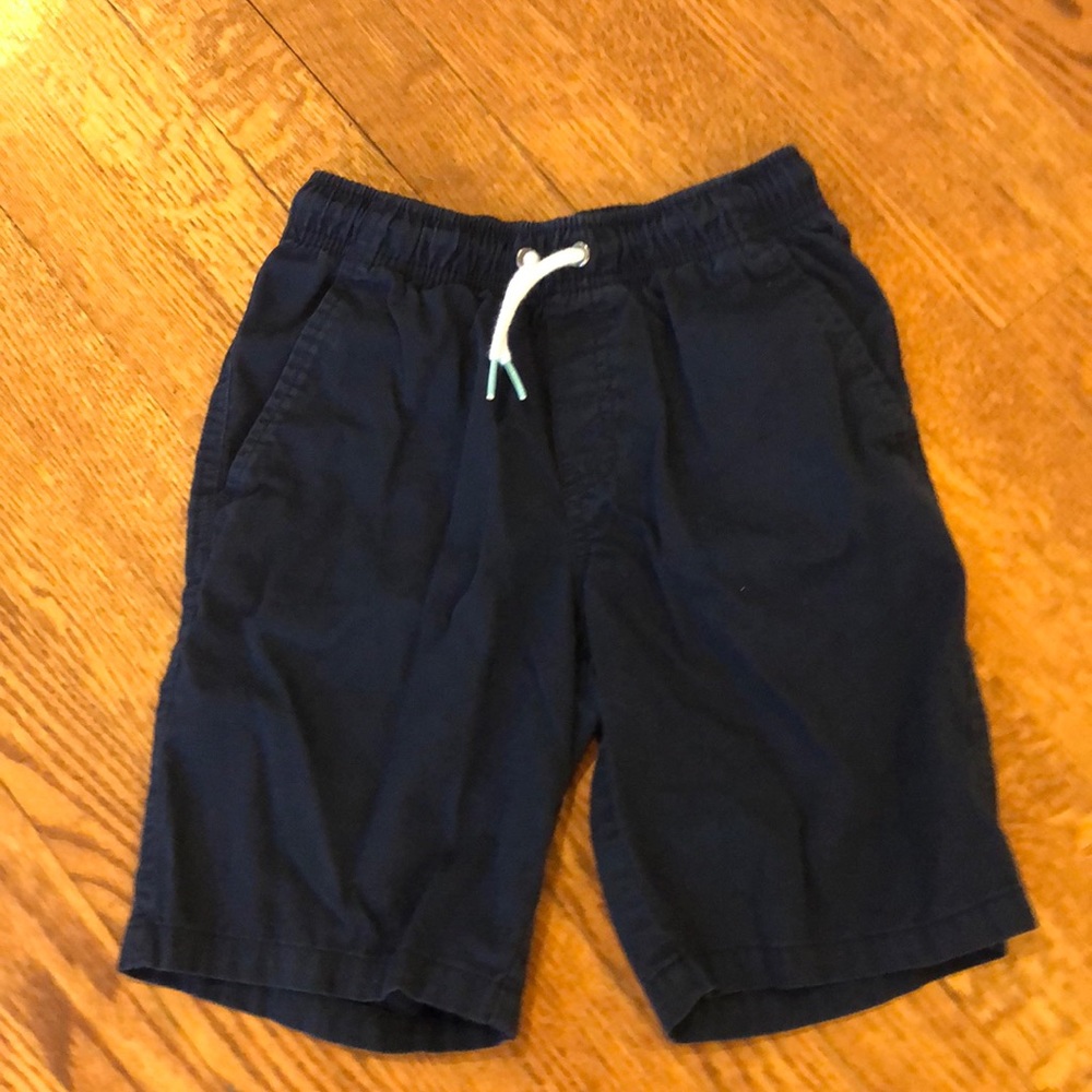 Boys shorts 8/10